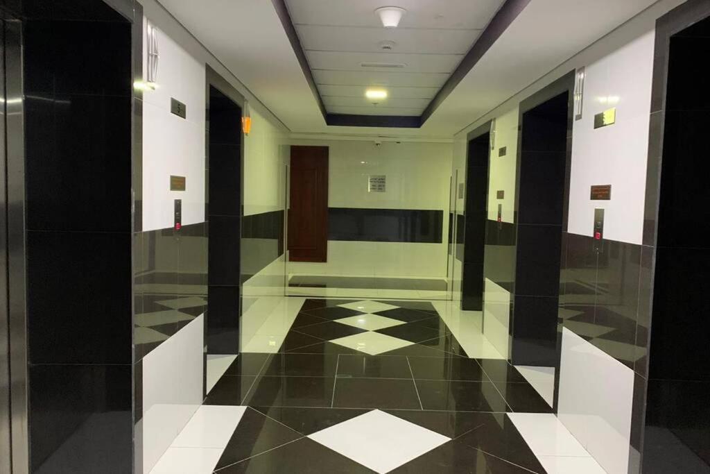 Ferienwohnung Cozy 2Bhk Near To Dmcc Metro Station -505 Dubai Exterior foto
