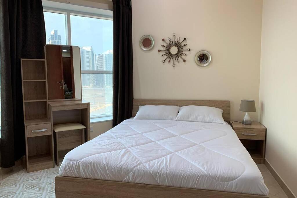 Ferienwohnung Cozy 2Bhk Near To Dmcc Metro Station -505 Dubai Exterior foto